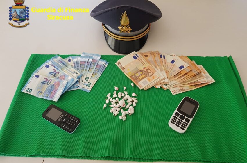  Cocaina pronta per lo spaccio e denaro in contanti: arrestato dalla Gdf 23enne lentinese