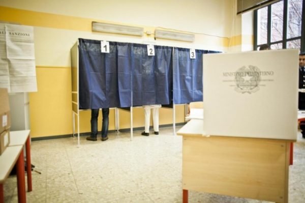  Effetto covid sui seggi elettorali, a Siracusa hanno rinunciato 103 scrutatori e 24 presidenti