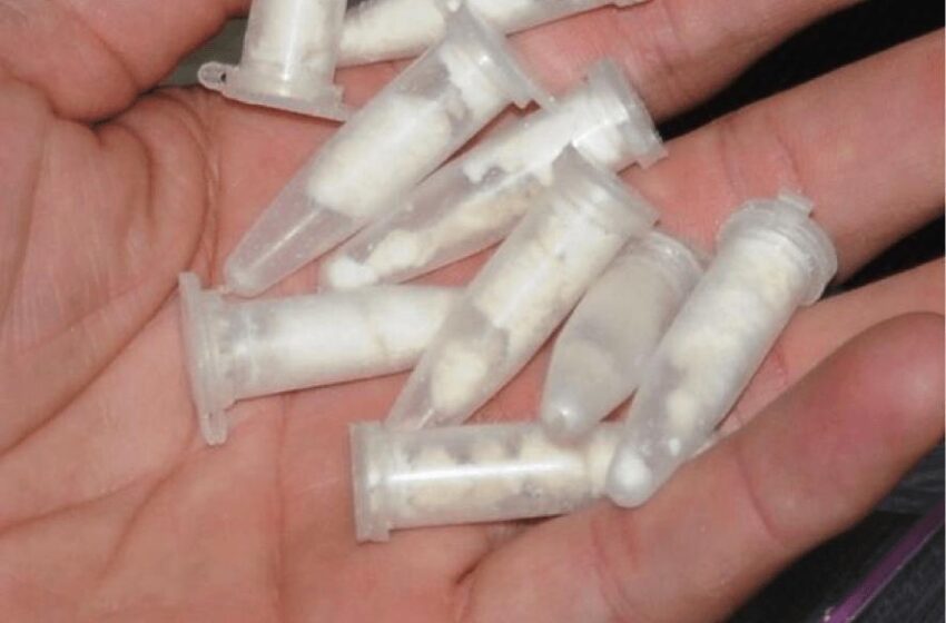  Droga in via Santi Amato: sequestrate 12 dosi di crack e 19 di cocaina
