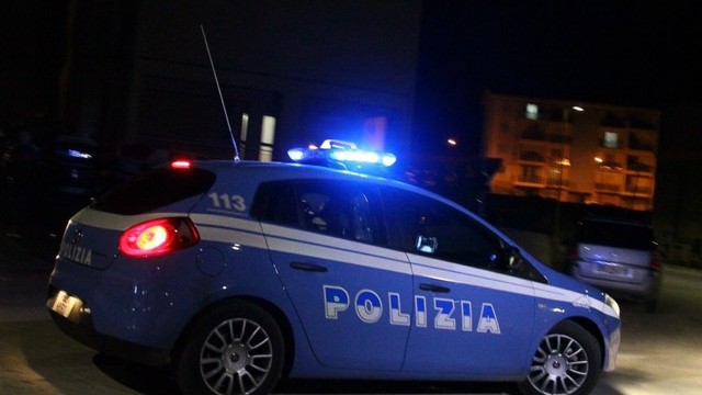  Siracusa. Aggredisce nella notte gli anziani genitori, arrestato