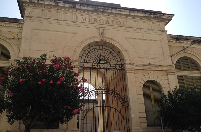  Siracusa. Chiusura in vista per l’Antico Mercato di Ortigia, l’edificio è inagibile