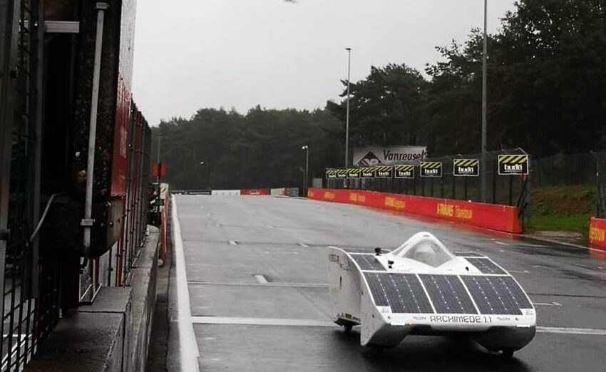  Archimede, l'auto solare siracusana ben figura al Solar European Challenge