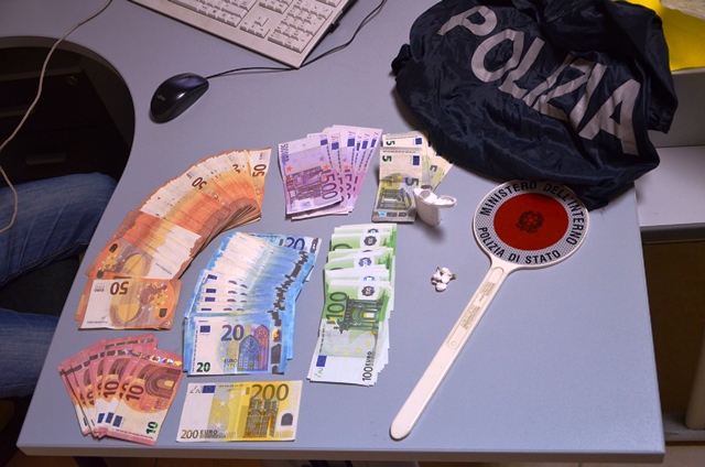  Priolo. Cocaina ed oltre 14.000 euro in casa, scatta l'arresto per un 58enne