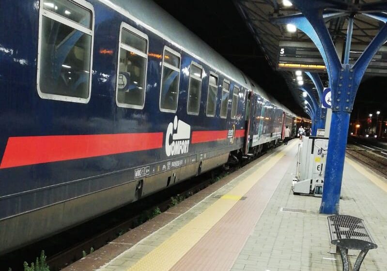  Siracusa-Roma, treno con pulci: un vagone "chiuso" a Villa San Giovanni