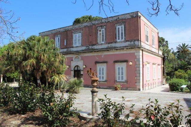  Siracusa. L'annuncio e la speranza: "una nuova stagione per Villa Reimann"