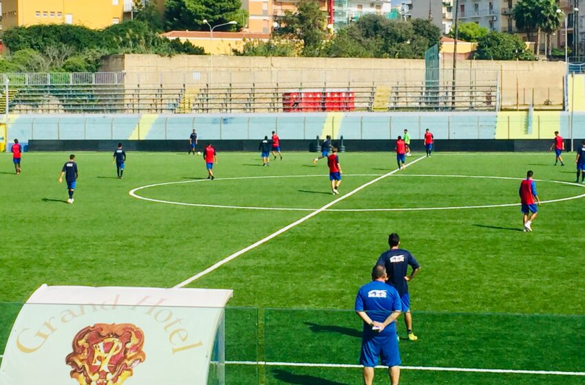 Calcio: Siracusa domani col Potenza. Pagana: “Vogliamo lasciarci il periodo no alle spalle”