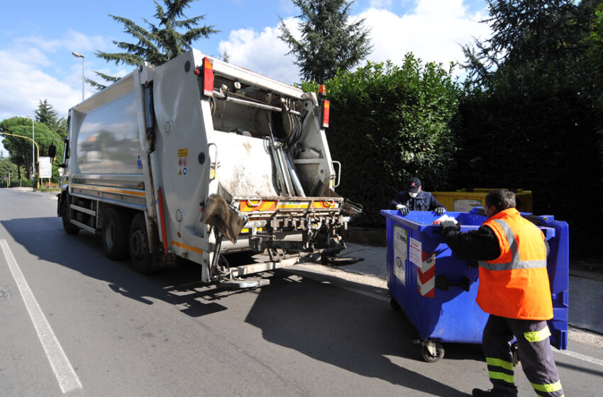  Siracusa. Raccolta differenziata,nuovi orari nelle contrade marine: dalle 11 alle 17:20