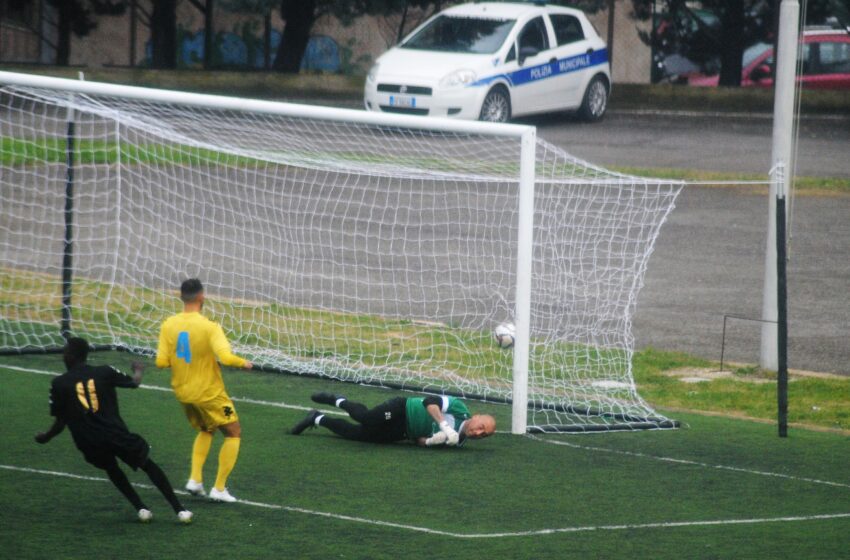  Calcio: Palazzolo, finisce pari il big match col Biancavilla. Mister Favara: "Va bene così"