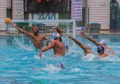  Pallanuoto: Ortigia, ultimo parziale alla grande come ad Atene e pari a Posillipo. Martedì i sorteggi di EuroCup per le semifinali