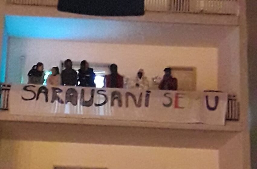  "Sarausani semu", lo striscione-omaggio per Santa Lucia dei giovani migranti