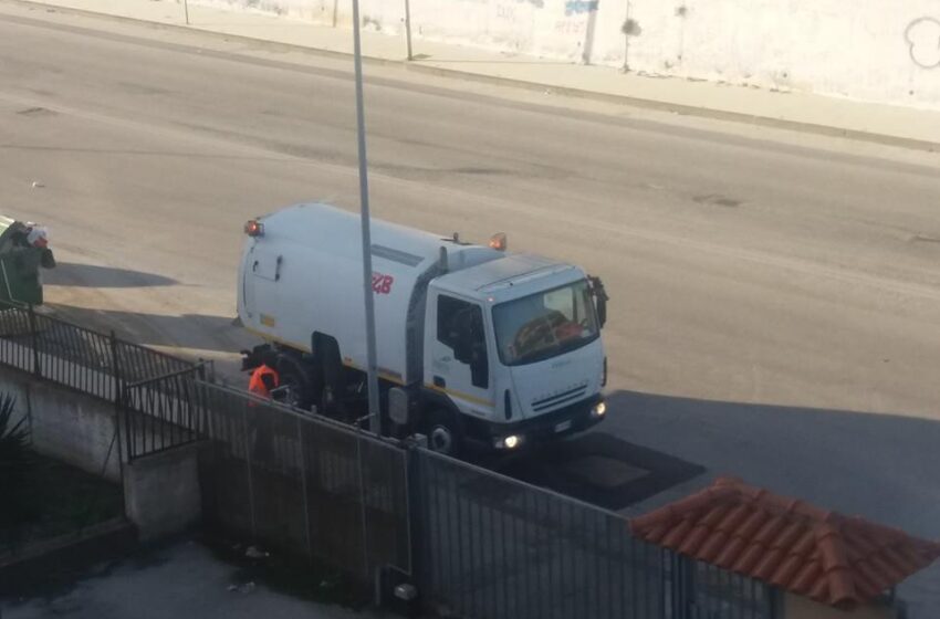  Siracusa. Rifiuti: inizia la gestione Tekra. Primi mezzi su strada, settimana di rodaggio