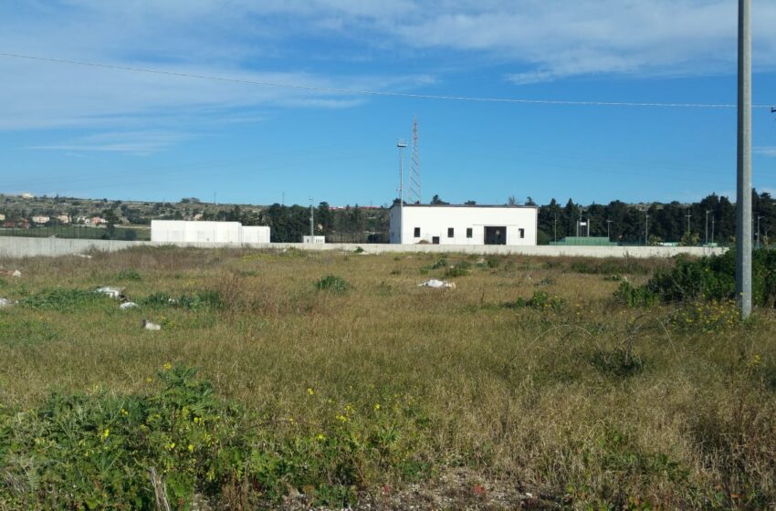  Siracusa. “Area attendamenti e containers dimenticata”: j’accuse di Vinciullo