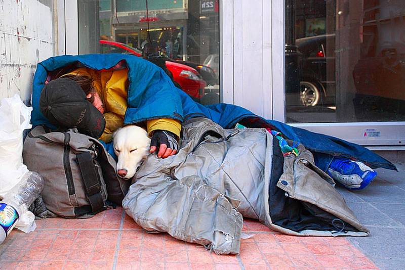  Siracusa. Ondata di gelo, l’appello dei volontari: donate coperte per i senzatetto