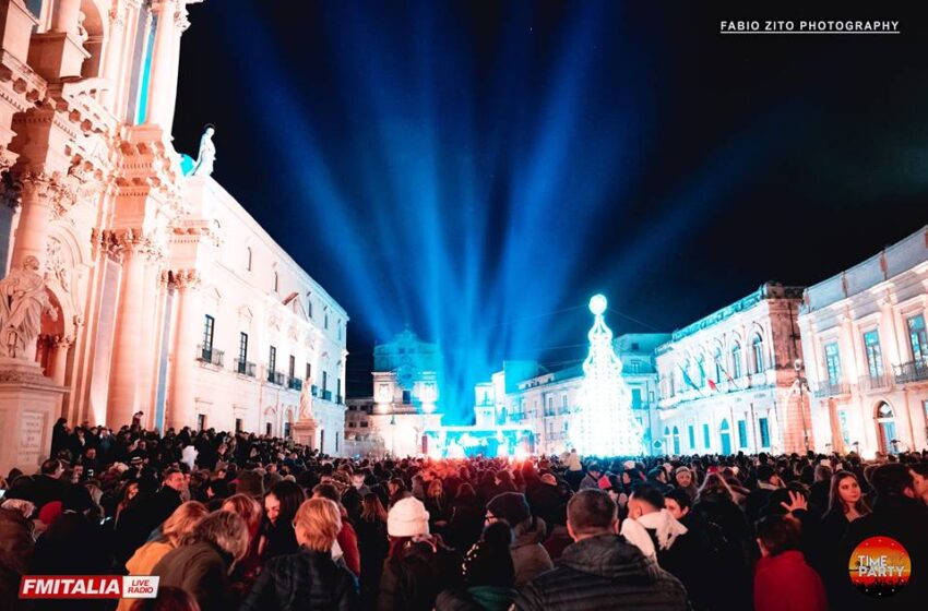  Siracusa. I protagonisti, i momenti e le emozioni del Capodanno di piazza Duomo