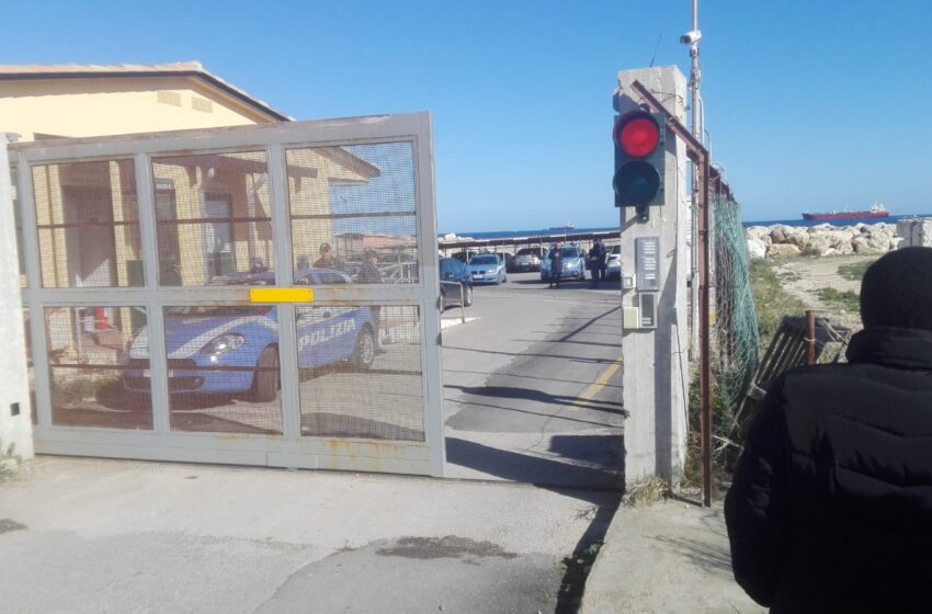  Siracusa. Cecile Kyenge vuol salire a bordo della Sea Watch: “porto solidarietà”