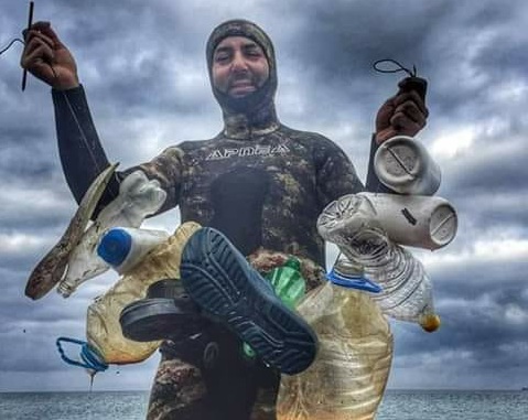  Siracusa. Plastica, troppa anche nel mare siracusano: al bando la monouso