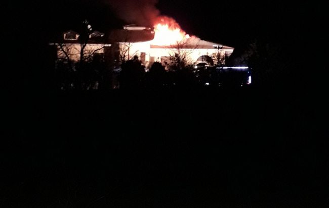  Villa di un medico dell’ospedale di Siracusa in fiamme in contrada Monasteri