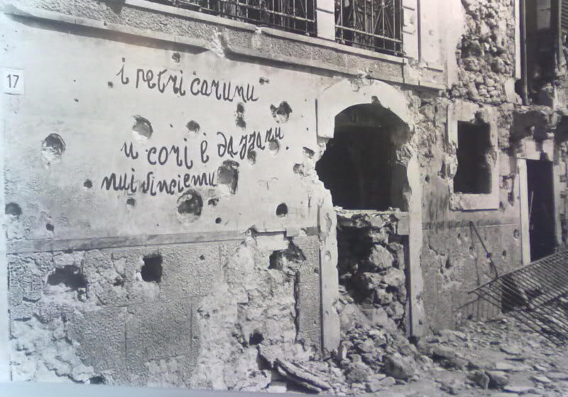  76 anni fa il bombardamento su Piazza Santa Lucia: “56 morti dimenticati”