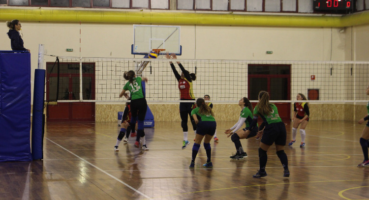  Pallavolo, l’Eurialo dei giovani meglio dei grandi. Corso: “Ma non ci arrendiamo”