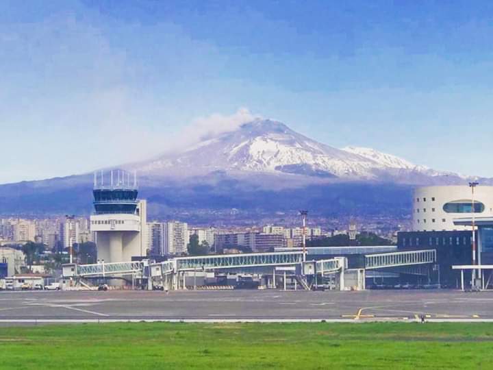  Torna operativo l’aeroporto Fontanarossa, voli regolari
