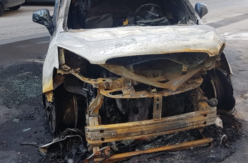  Siracusa. Incendiata l’auto dell’avvocato Gabriella Mazzone