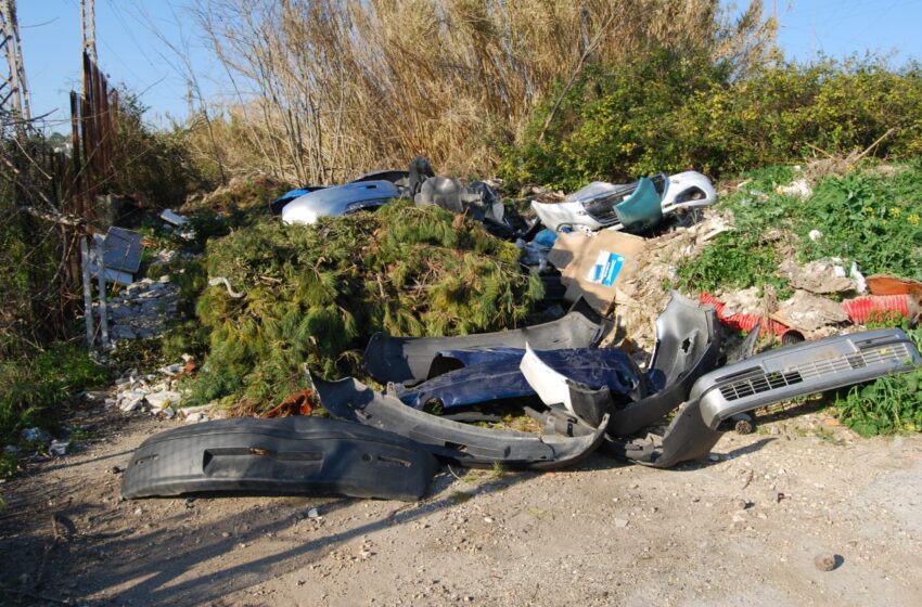  Siracusa. Smaltimento illecito di rifiuti speciali, denunciato titolare di una carrozzeria