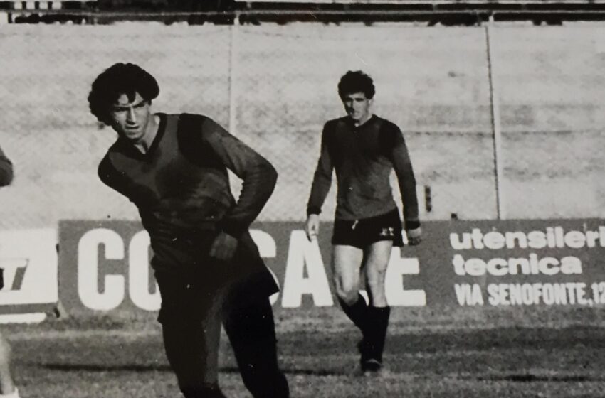  Calcio, l’anniversario della morte di Nicola De Simone. Favara: “E’ arrivato il momento che Siracusa e Castellammare si uniscano anche istituzionalmente”