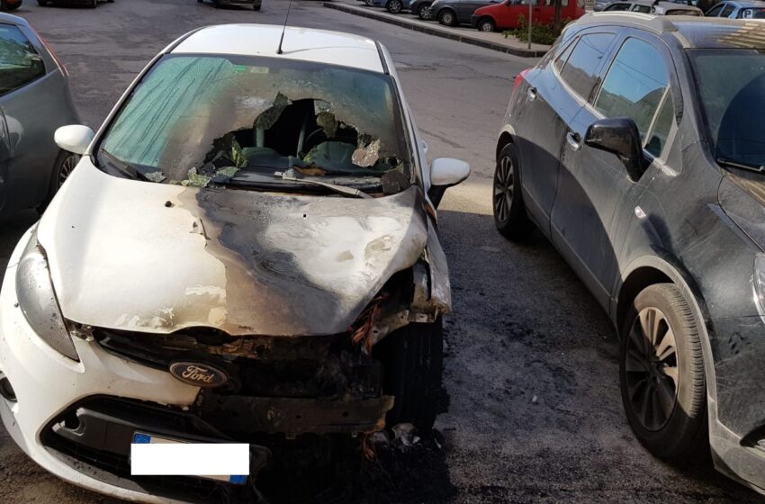  Siracusa. Inquietante intimidazione: bruciata l’auto del giornalista Gaetano Scariolo