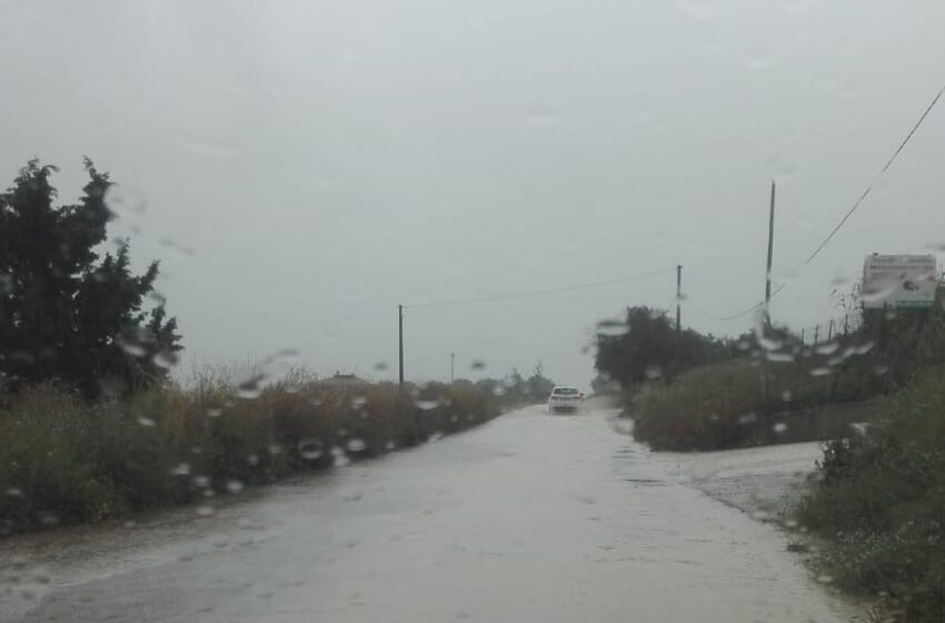 Siracusa. Insolito Maggio, maltempo in provincia: strade allagate, alberi abbattuti e black out