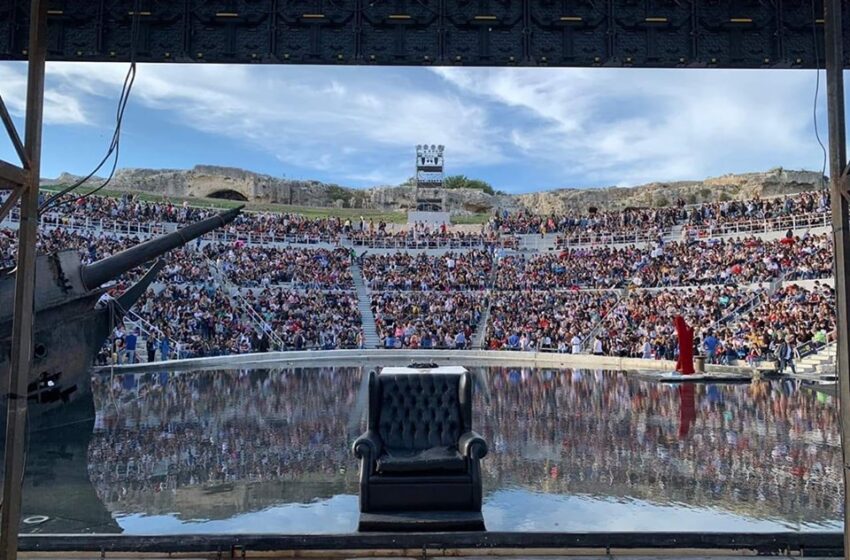  Siracusa. Spettacoli al teatro greco, successo confermato da 157.640 applausi: è record