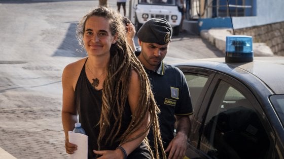  “Carola Libera”, anche a Siracusa sit-in per la liberazione della comandante della Sea Watch