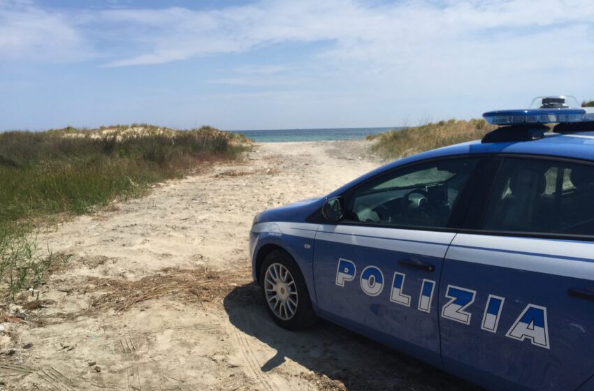  Siracusa. Furti ai turisti, la polizia ritrova borse e oggetti rubati: “Non lasciate nulla in auto”