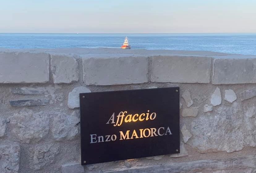  Siracusa. Intitolato ad Enzo Maiorca l’affaccio sul lungomare di Levante