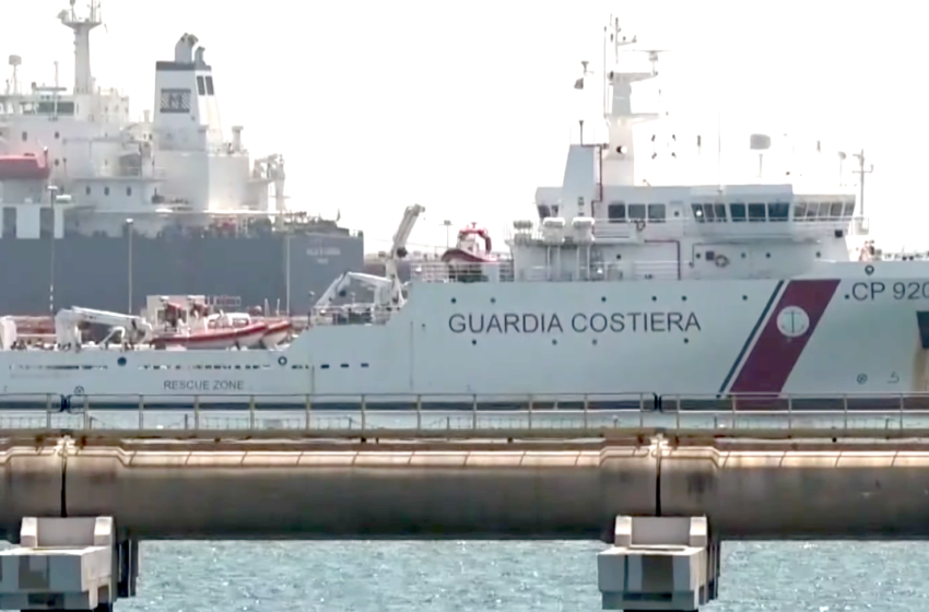  Sbarco dei 115 migranti ad Augusta, fermati due giovani sudanesi: presunti scafisti