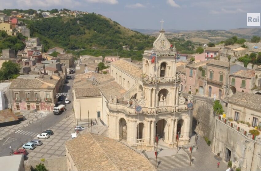  Palazzolo Acreide, sfida in tv per diventare Il Borgo dei Borghi: il video e il link per votare