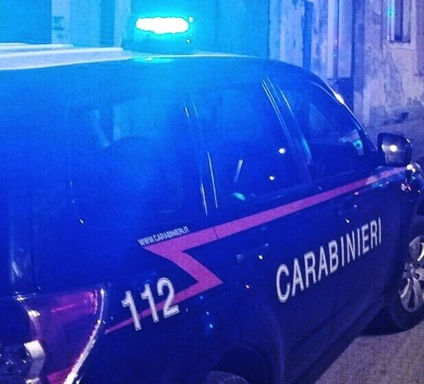  Pachino. Folle corsa in auto per sfuggire ai Carabinieri: arrestato un 30enne