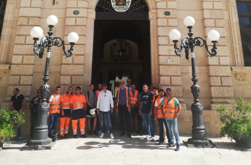  Siracusa. Contratti stagionali Tekra, i lavoratori incontrano il sindaco: “presto soluzione”