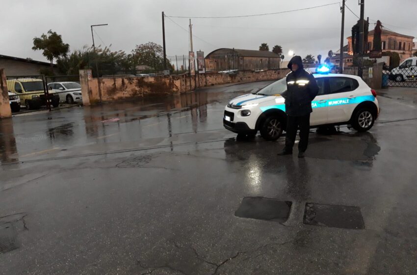  Siracusa. Venerdì da allerta meteo rossa: per ora limitati i disagi, chiuso viale Ermocrate