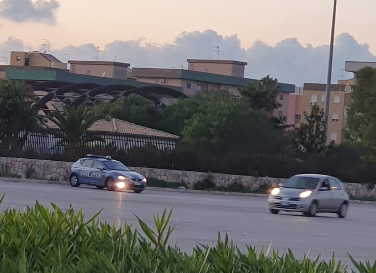  Siracusa. Villini, parco Robinson, San Metodio: contrasto costante alle piazze di spaccio