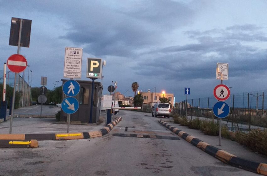  Siracusa. Parcheggi, si all'affidamento della manutenzione. Fontana: "Vandalismi intollerabili"