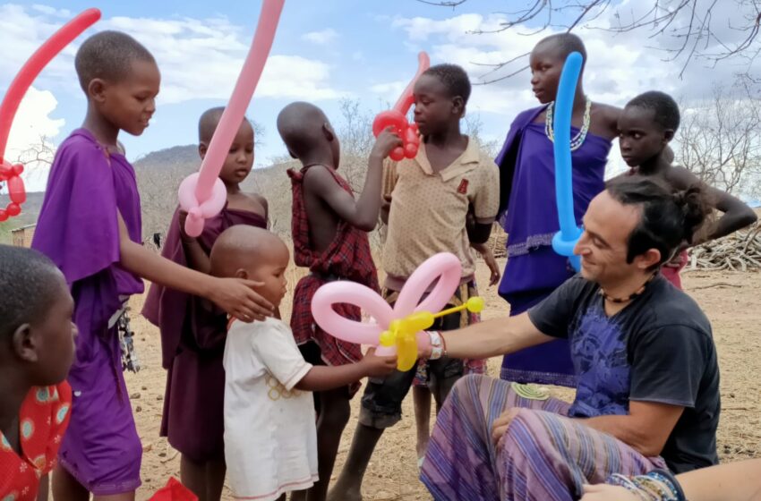  Mariano, il siracusano che regala il sorriso ai bambini meno fortunati del mondo