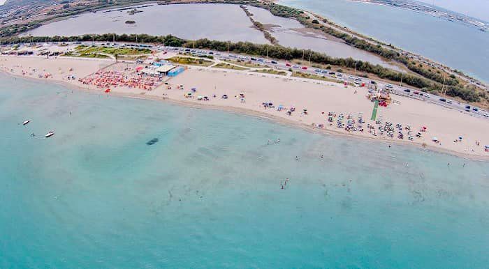  Marina di Priolo: pulizia manuale sulla spiaggia,mezzi meccanici sulla strada