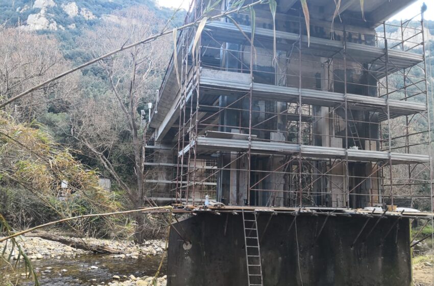 Ponte sull'Anapo, consolidamento in corso: "due piloni e soletta per la riapertura"