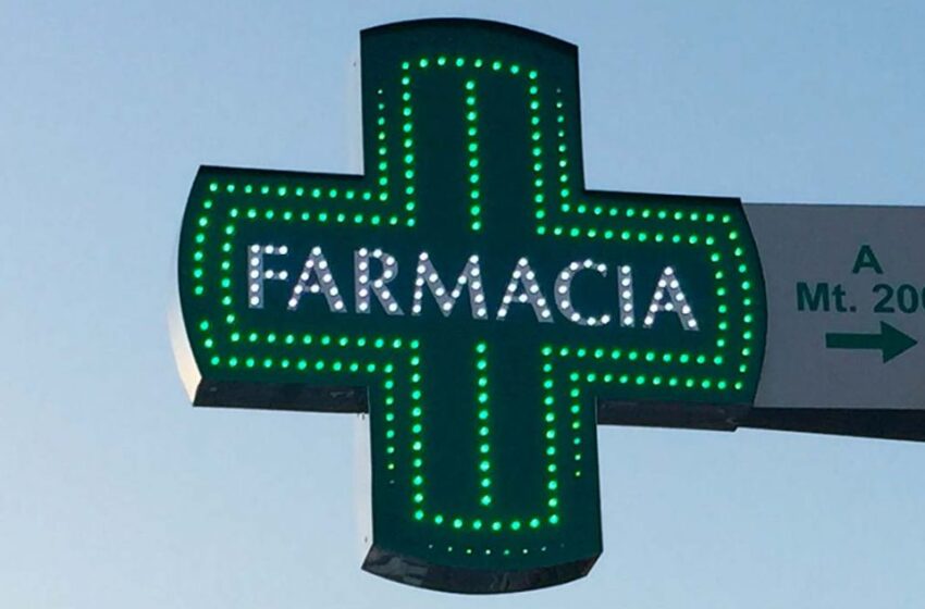  Siracusa. Le farmacie potranno operare a battenti chiusi, la Regione autorizza la deroga