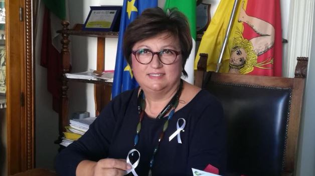  Travolta dalle polemiche, Maria Grazia Brandara si dimette dalla presidenza di Ias