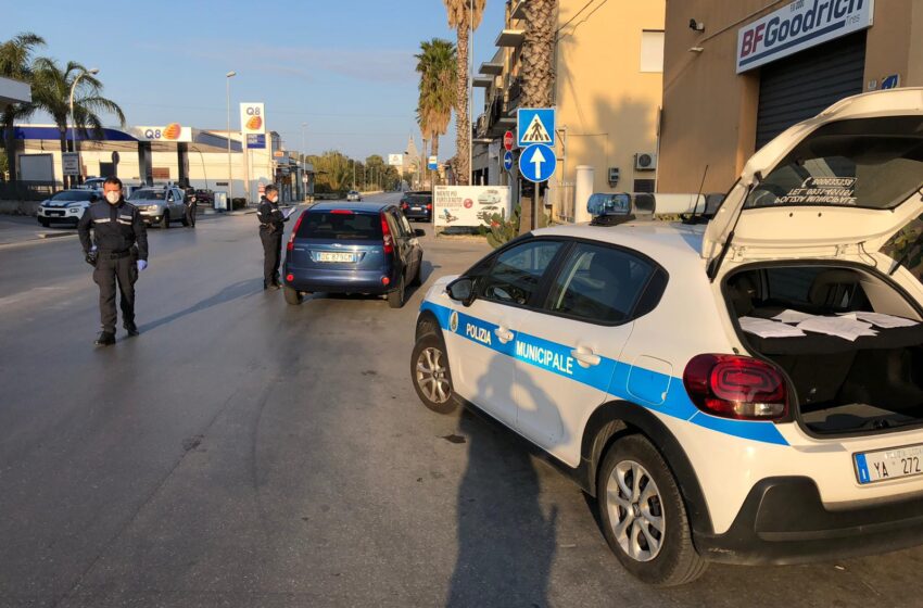  Siracusa. Covid, spostamenti nel Comune e assembramenti: controlli della Municipale