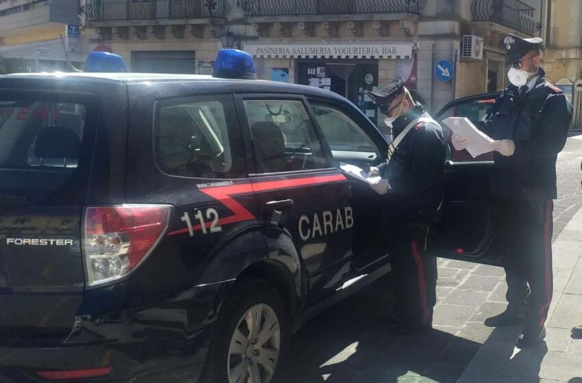  Coronavirus: facevano volantinaggio in strada, tre denunciati a Palazzolo