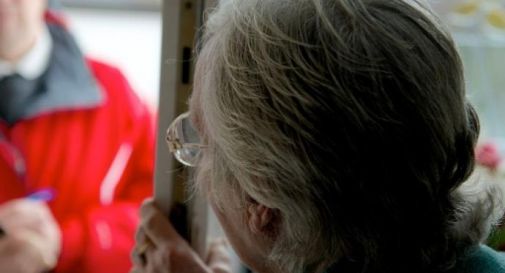 Siracusa. Coronavirius: "Distribuiamo spesa e medicine", delinquenti derubano anziani