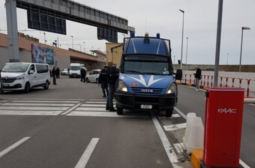  Rientrano in Sicilia i lavoratori siracusani bloccati a Villa San Giovanni: "ora quarantena"