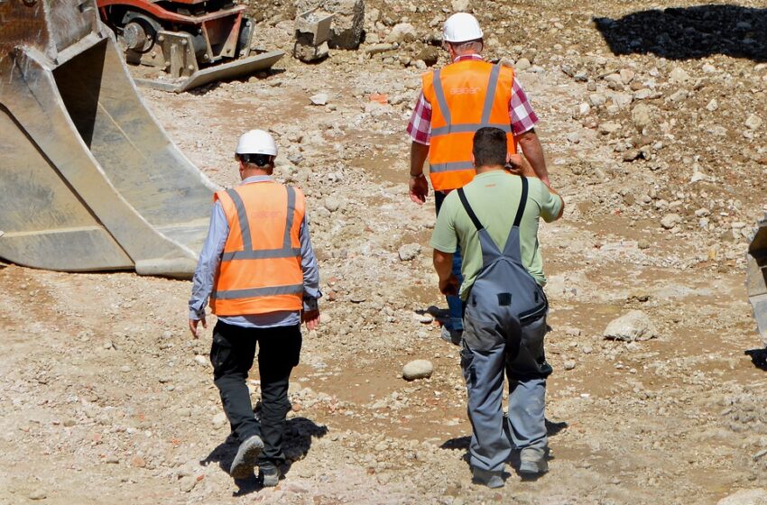  Viaggio nei cantieri di Siracusa, documentario della Fillea: “Quasi nessuno rispetta le regole”